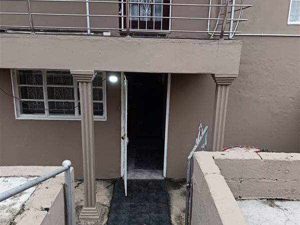 3 Bedroom House 3 Bedroom House