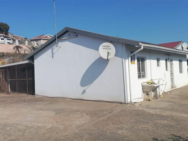 3 Bedroom House 3 Bedroom House