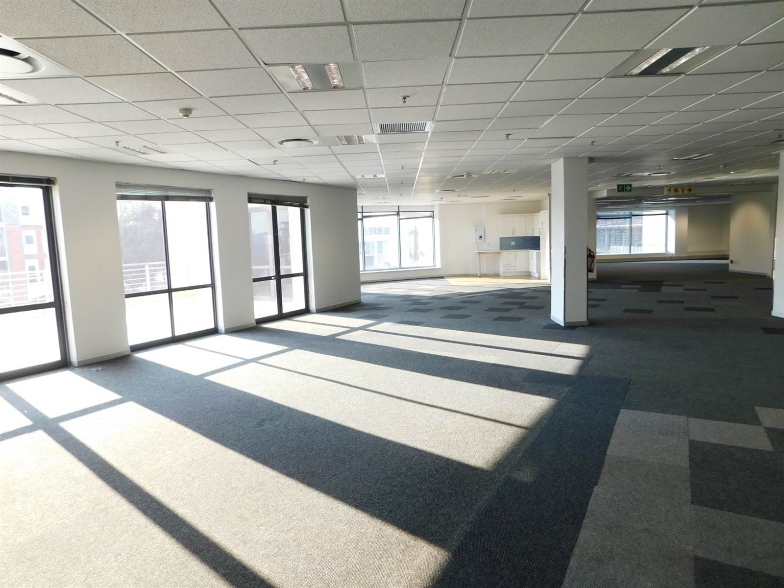 1356  m² Commercial space in Rosebank photo number 4