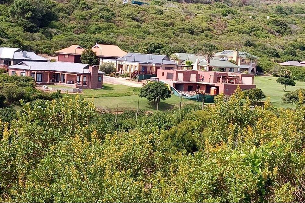 705 m² Land available in Dolphin Creek Golf Estate photo number 8
