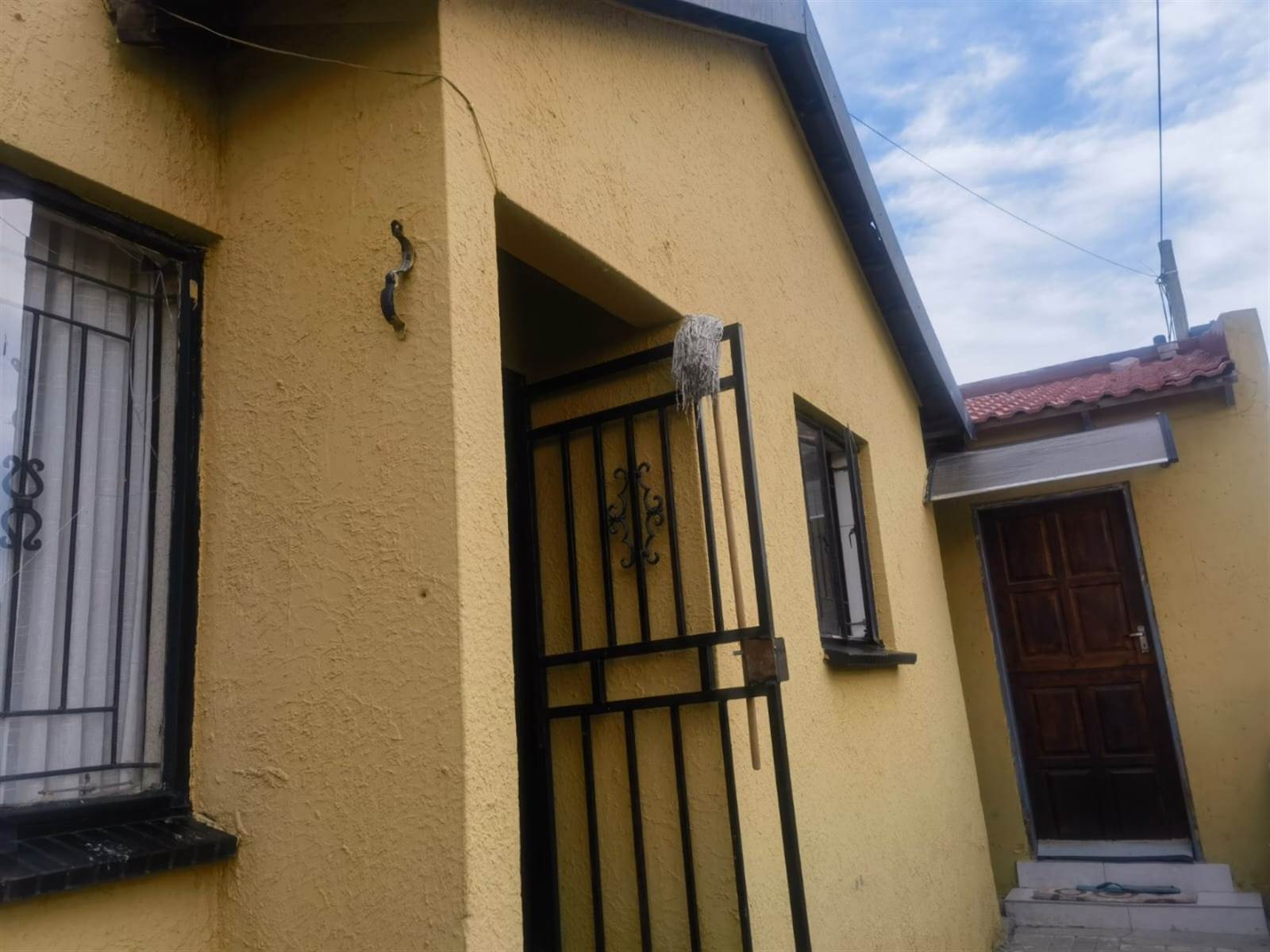 2 Bed House in Klipfontein View photo number 18