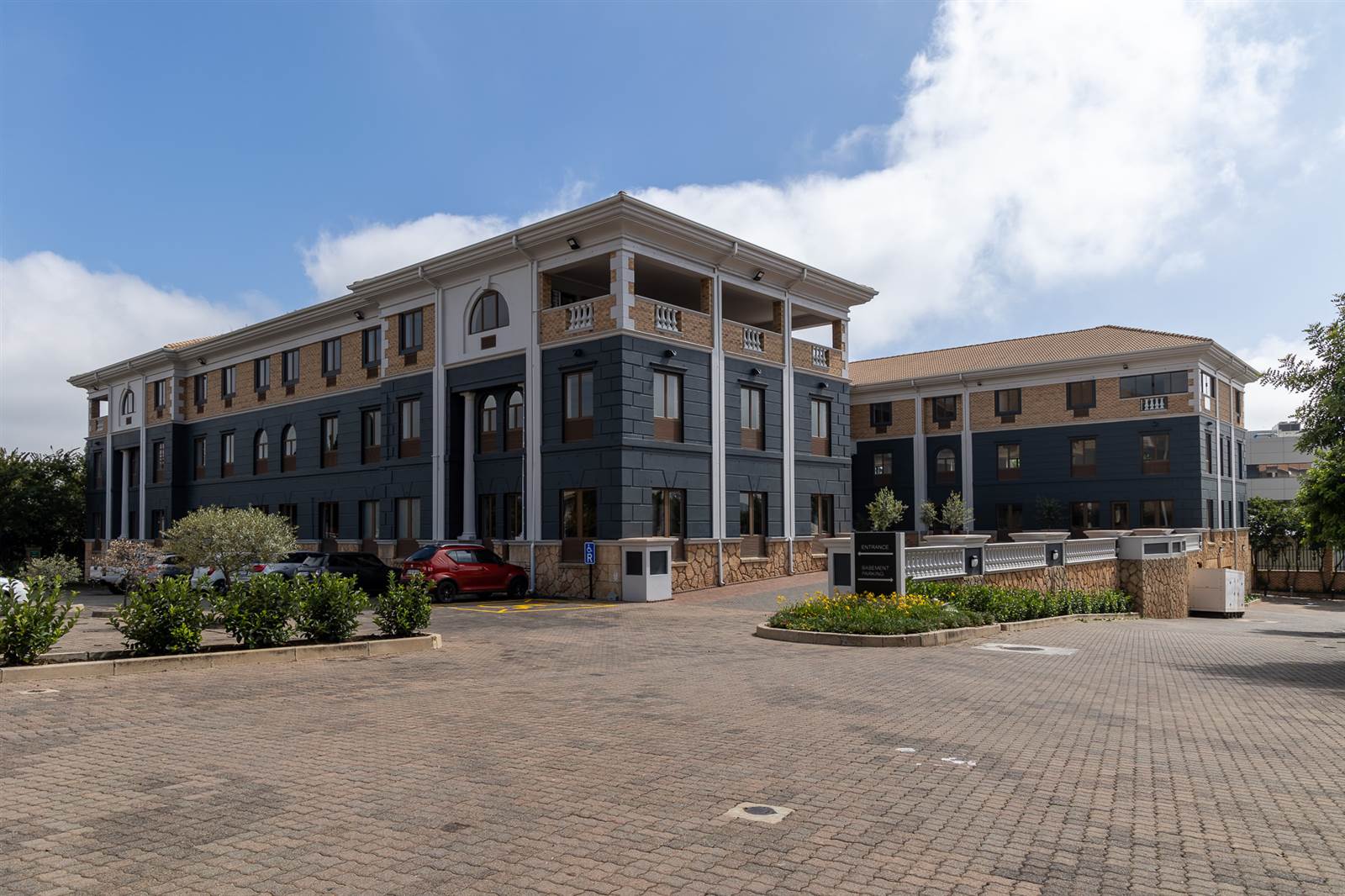 272  m² Commercial space in Rivonia photo number 5