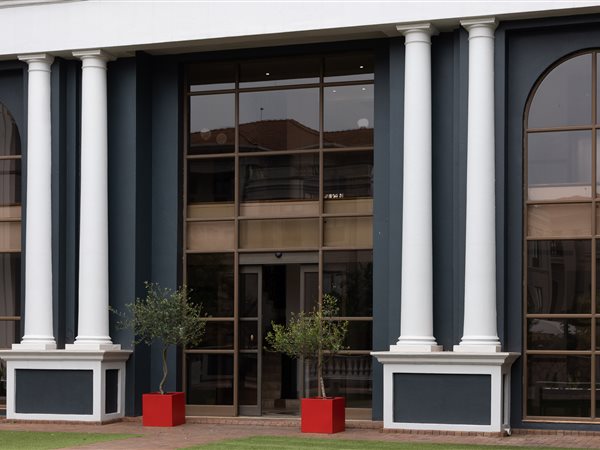 272  m² Commercial space in Rivonia
