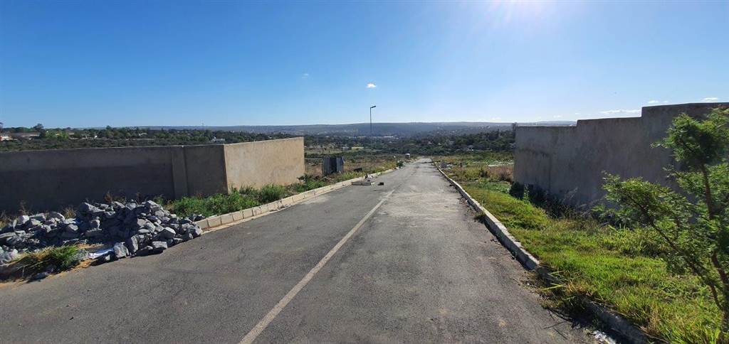 1340 m² Land available in King Williams Town photo number 1