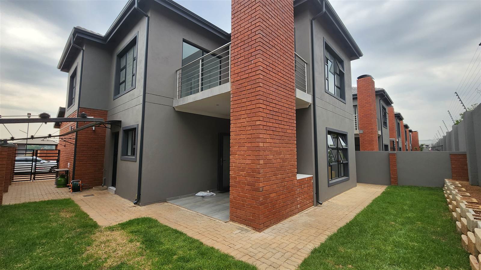 3 Bed Townhouse in Raslouw photo number 22