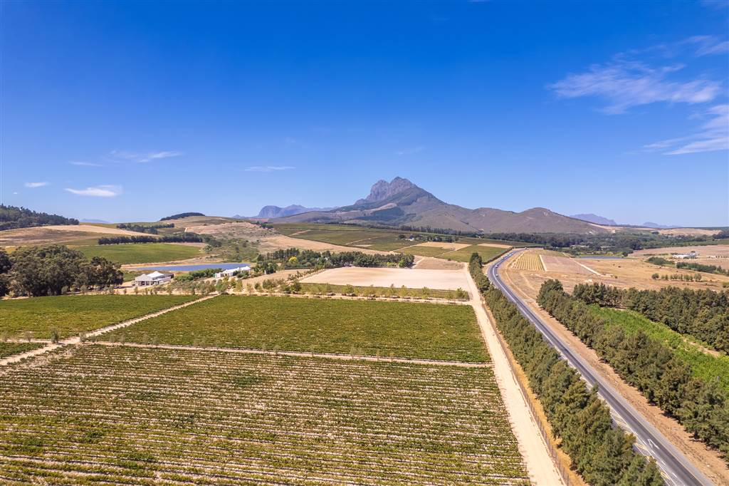 797 m² Land 797 m² Land