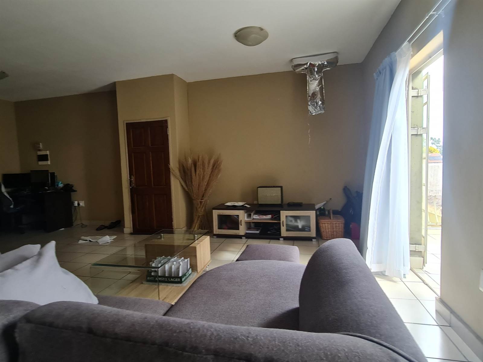 2 Bed Apartment in Brakpan North photo number 5