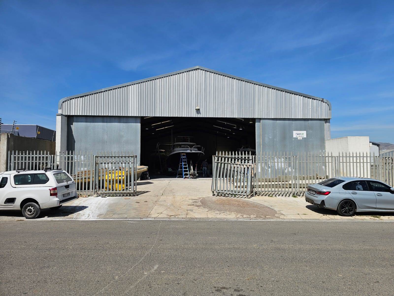 781  m² Industrial space in Broadlands photo number 1