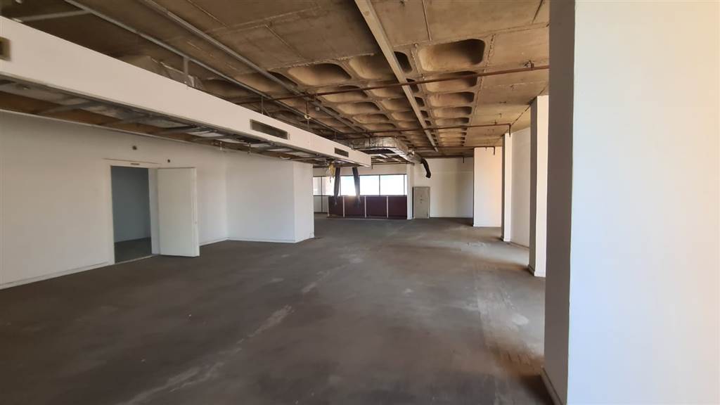 13340  m² Commercial space in Pretoria Central photo number 13