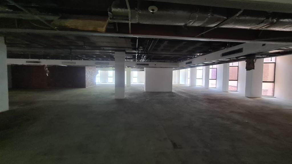 13340  m² Commercial space in Pretoria Central photo number 14