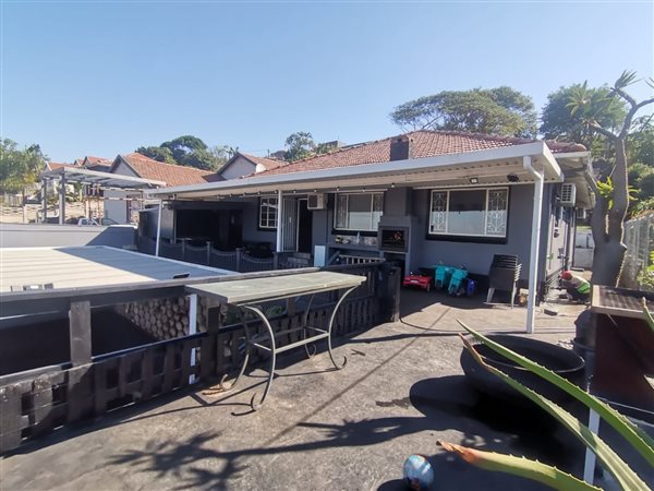 3 Bedroom House 3 Bedroom House