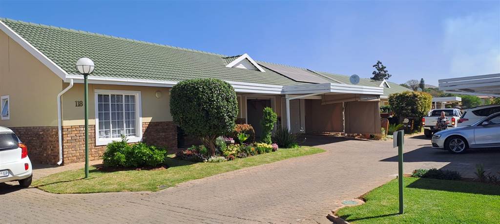 2 Bed Townhouse in Pretoria North photo number 1