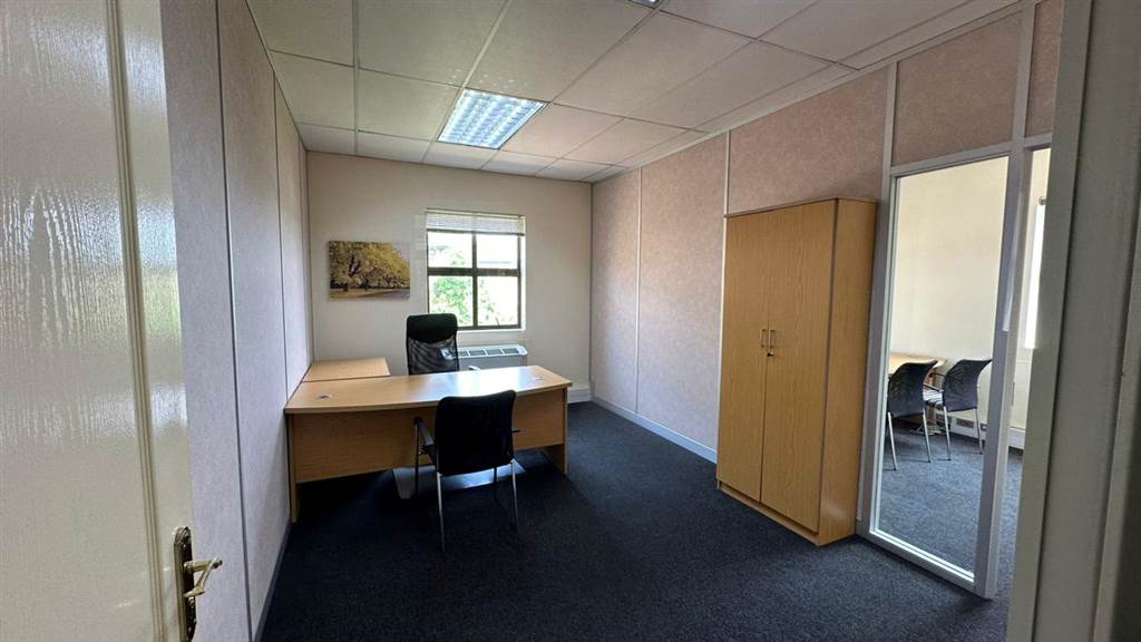 40  m² Commercial space in Highveld photo number 6