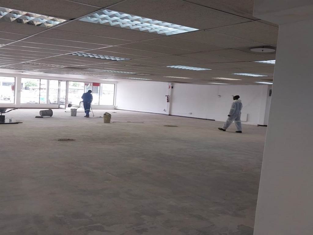 478  m² Retail Space in Pinetown Central photo number 2