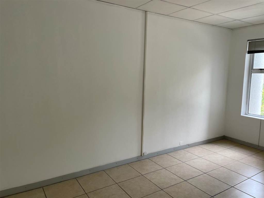 247  m² Commercial space in Kyalami photo number 18