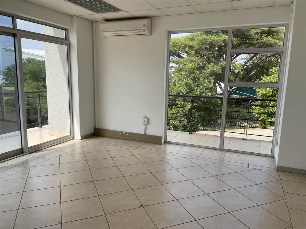 247  m² Commercial space in Kyalami photo number 14