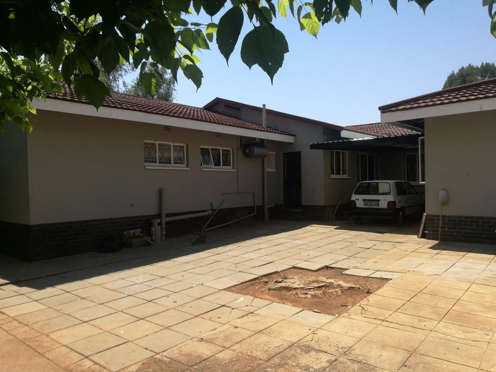 291  m² Commercial space in Wilkoppies photo number 4