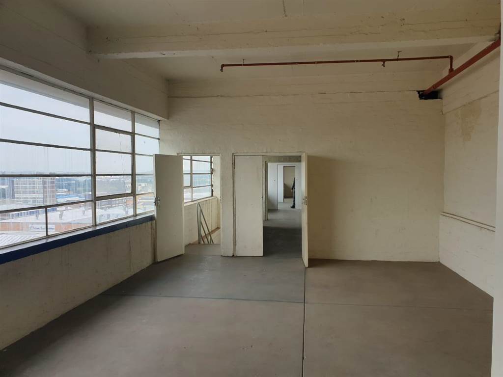1075  m² Industrial space in Ophirton photo number 20