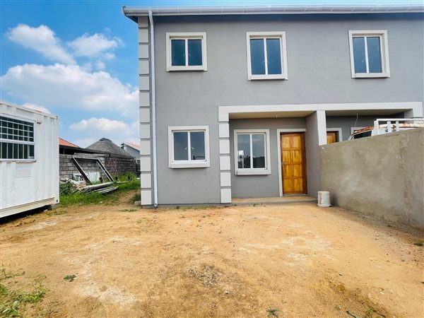 2 Bed House in Leondale