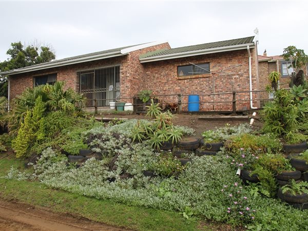 3 Bedroom House 3 Bedroom House