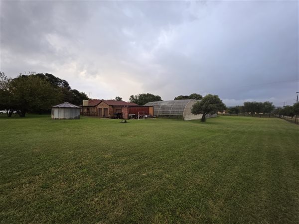 1.7 ha Farm 1.7 ha Farm
