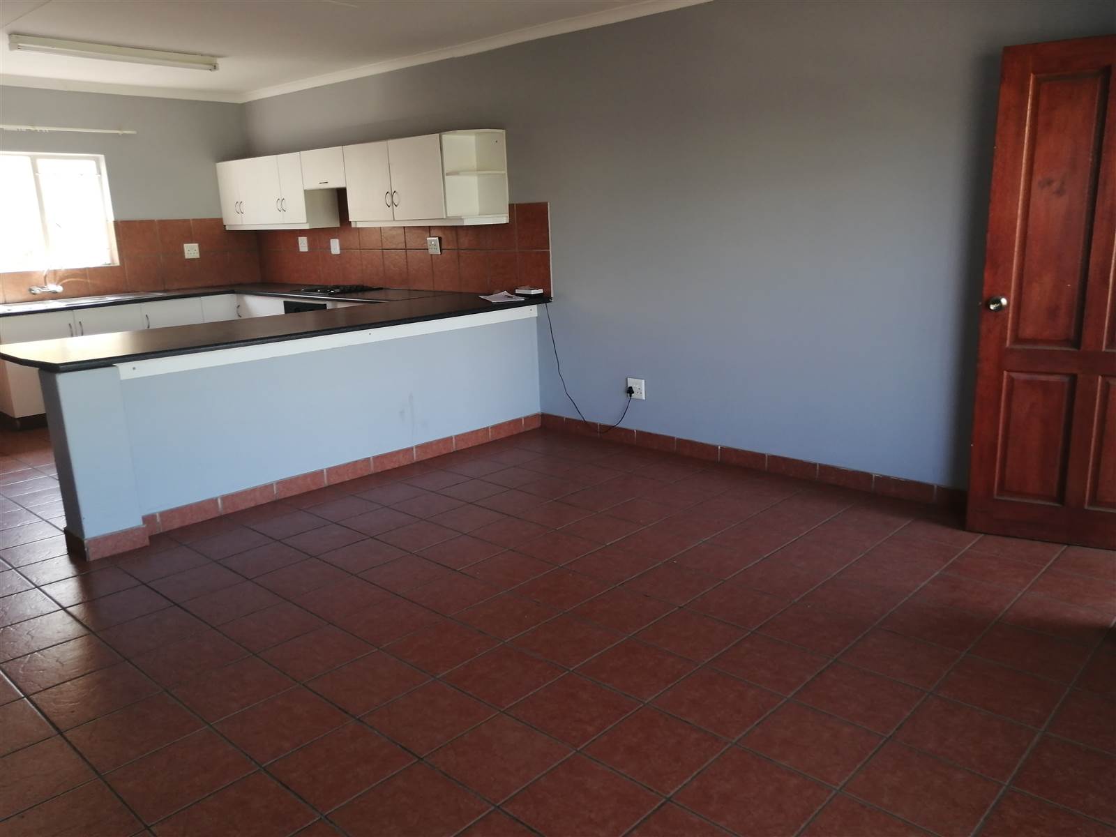 3 Bed Apartment in Lydenburg photo number 5