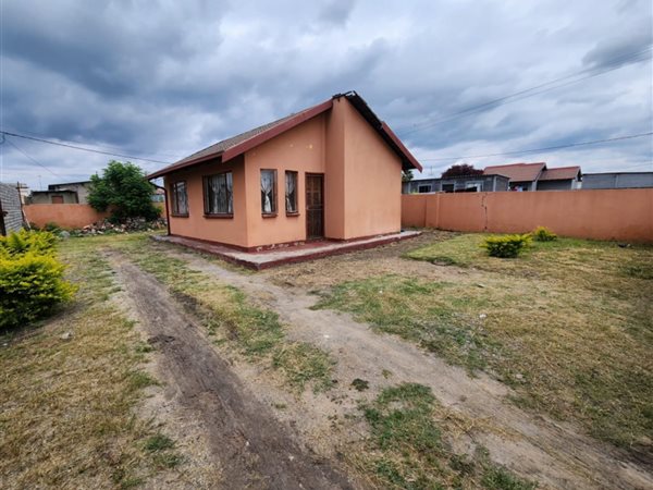 2 Bedroom House 2 Bedroom House