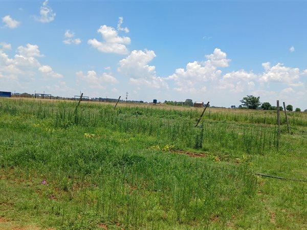 2.1 ha Land available in Meyerton