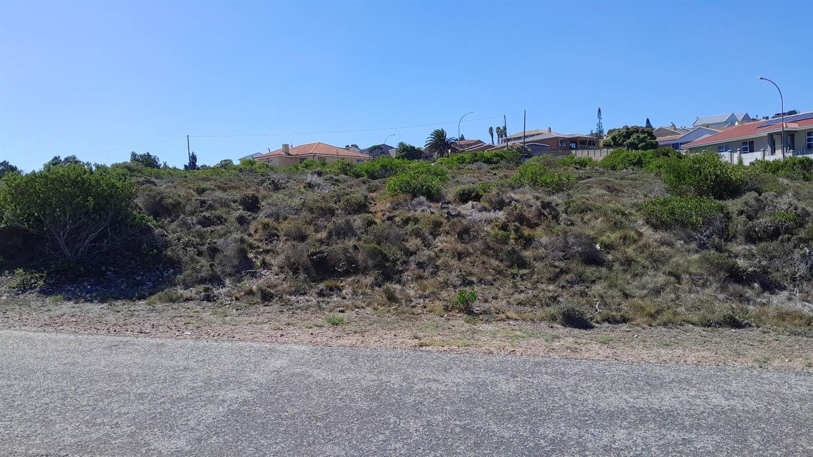 770 m² Land available in Dana Bay photo number 10