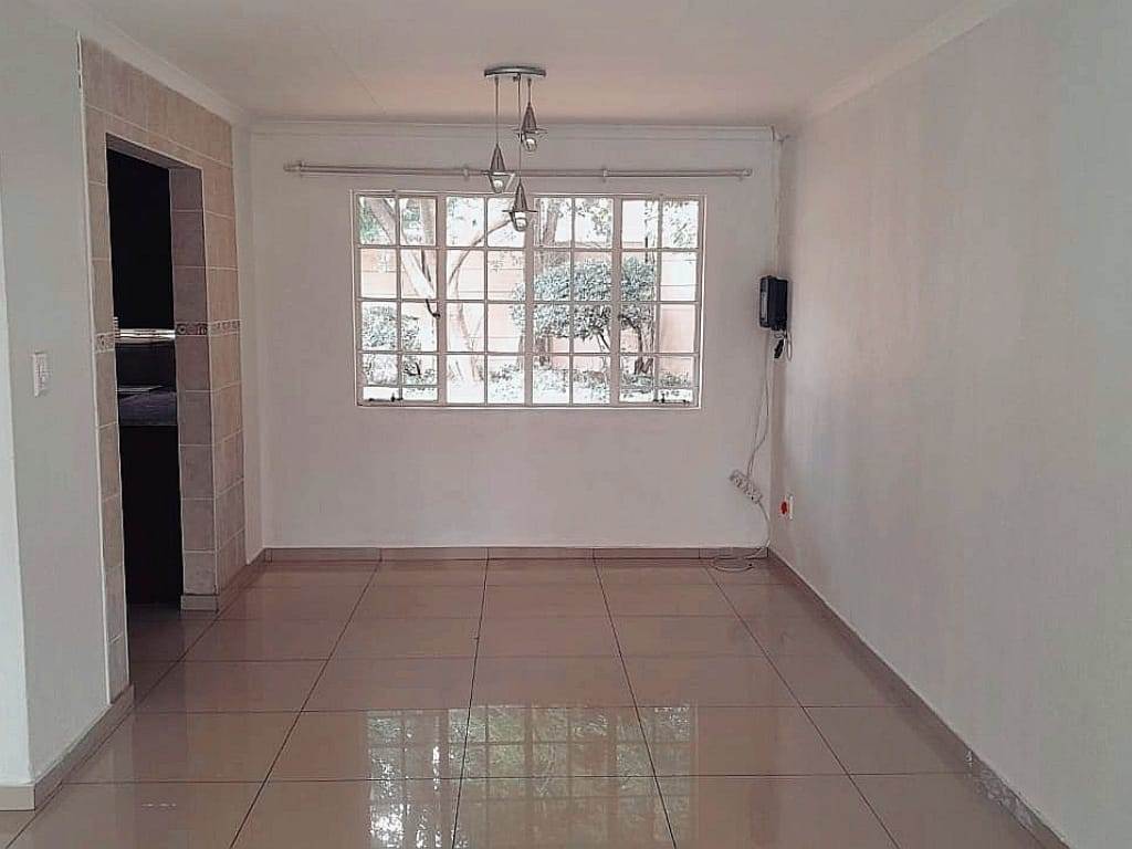 2 Bed House in Bloubosrand photo number 9