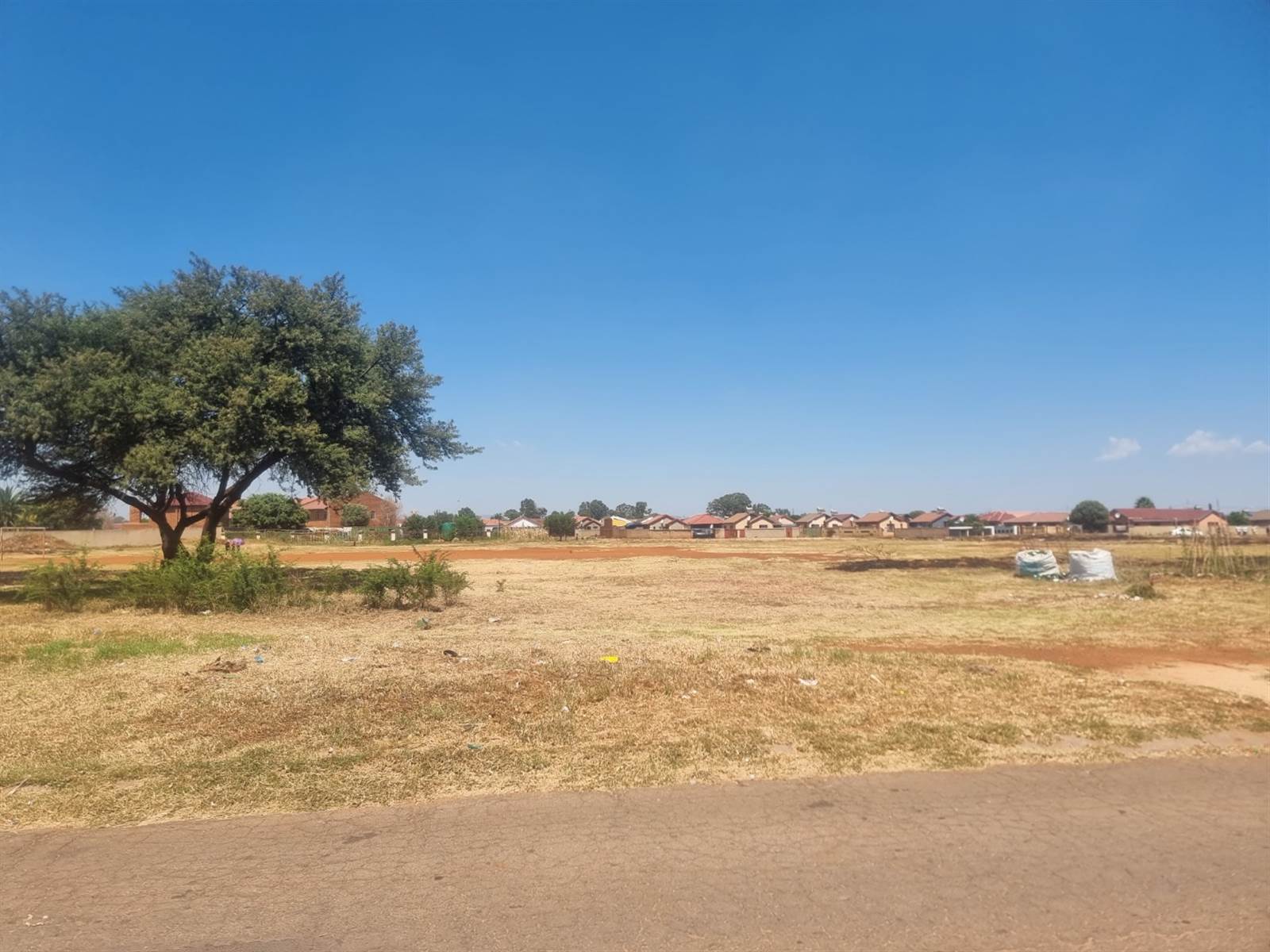 3300 m² Land available in Vosloorus photo number 1