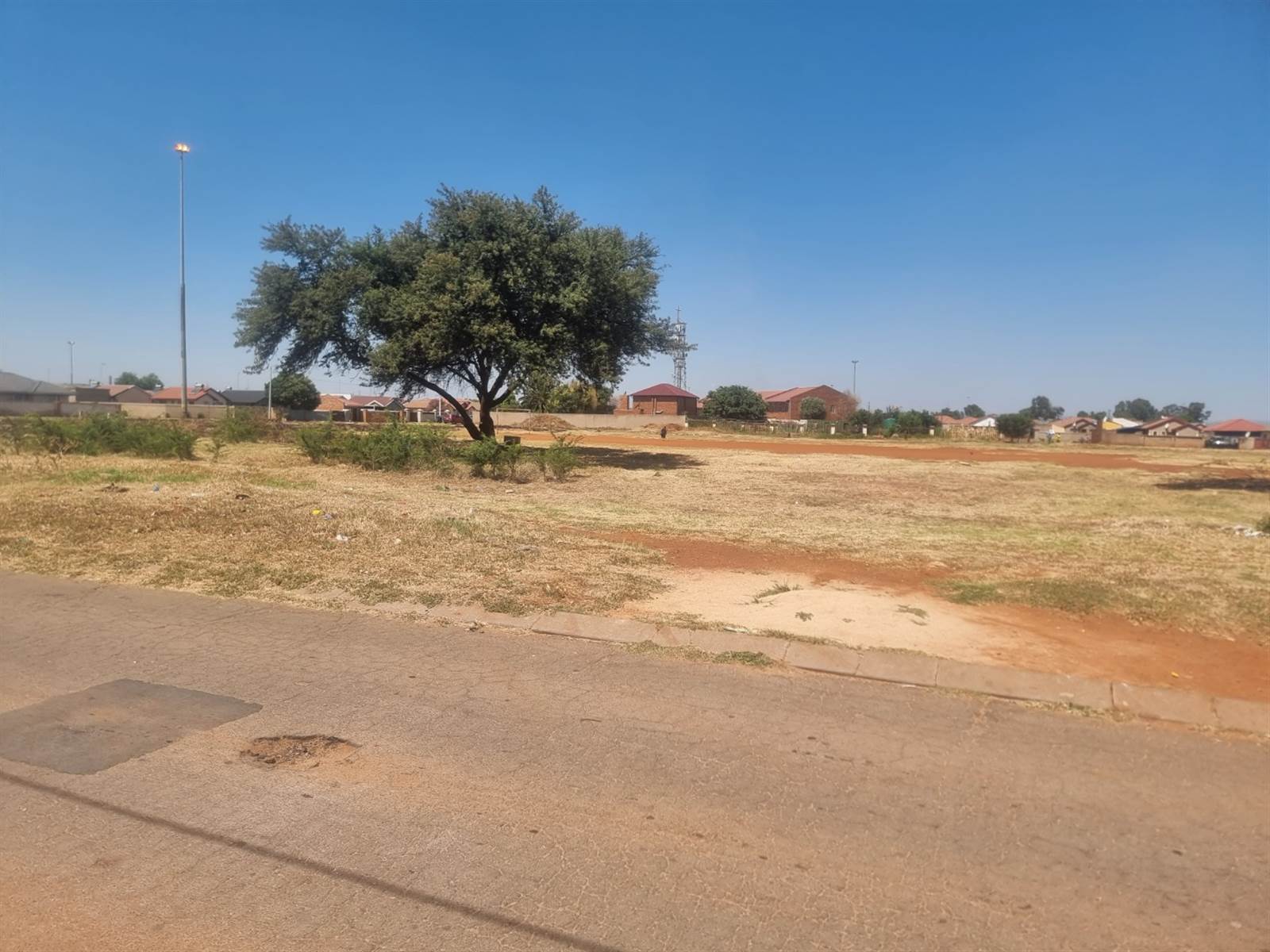 3300 m² Land available in Vosloorus photo number 12