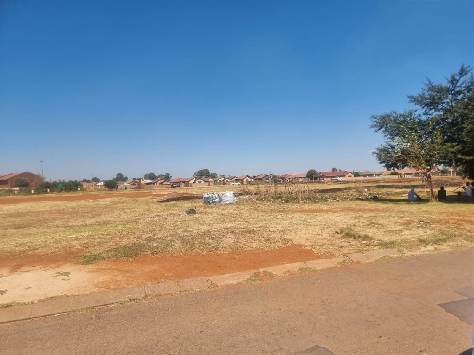 3300 m² Land available in Vosloorus photo number 4