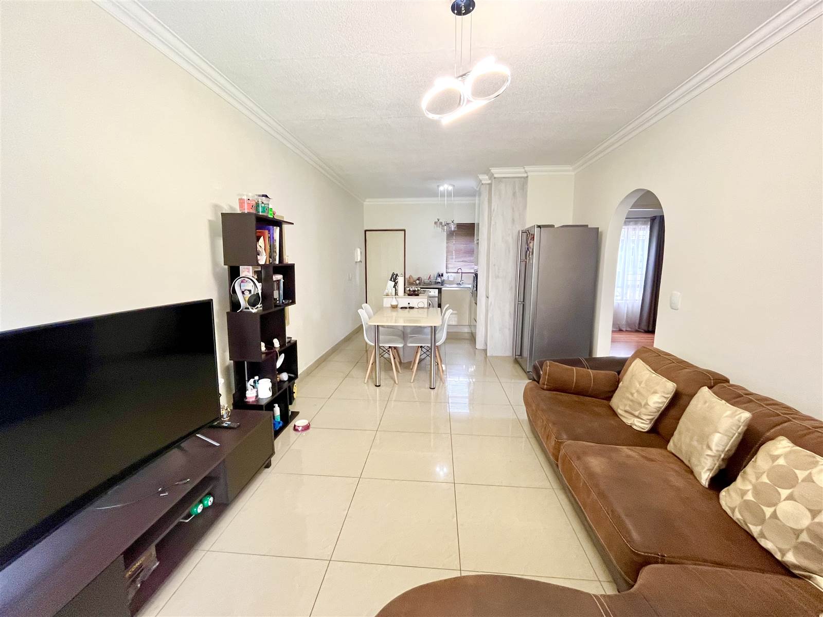 2 Bed Apartment in Lonehill photo number 5