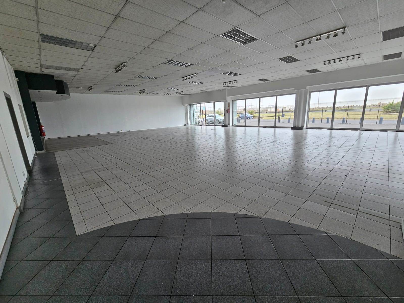 1367.5  m² Retail Space in Paarden Eiland photo number 22
