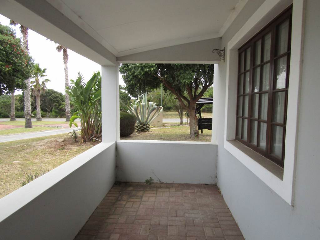 4 Bed House in Marina Martinique photo number 20