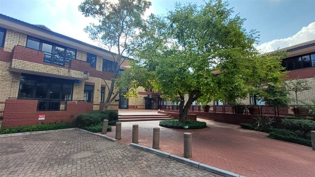 30  m² Commercial space in Woodmead photo number 1