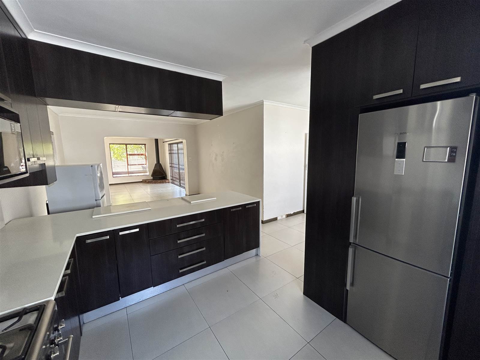 3 Bed House in Edgemead photo number 14