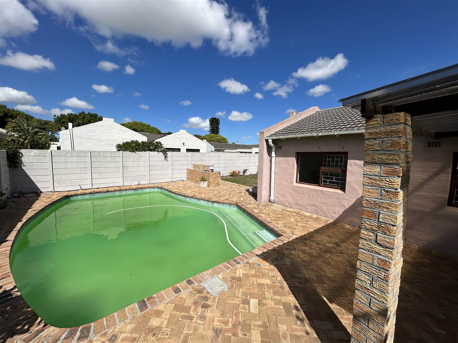 3 Bed House in Edgemead photo number 3