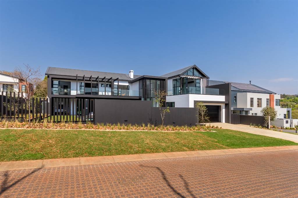 5 Bedroom House
