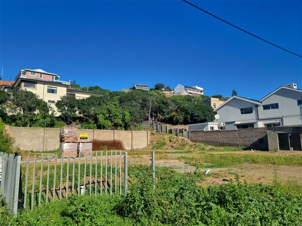 1090 m² Land available in Wilderness