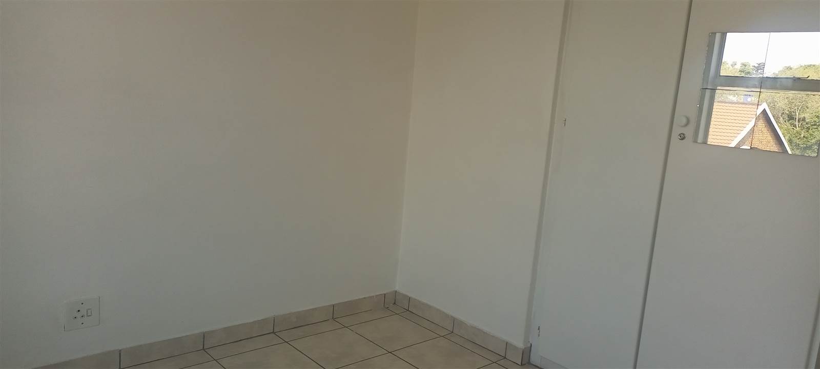 2 Bed Apartment in Randhart photo number 10