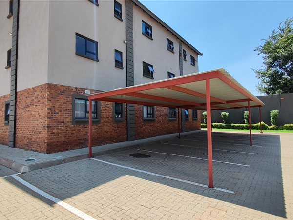 3 Bed Townhouse in Brakpan Central