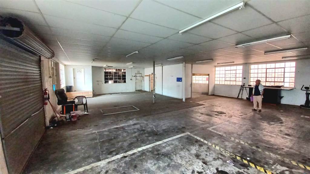 1721  m² Commercial space in Alberton photo number 15