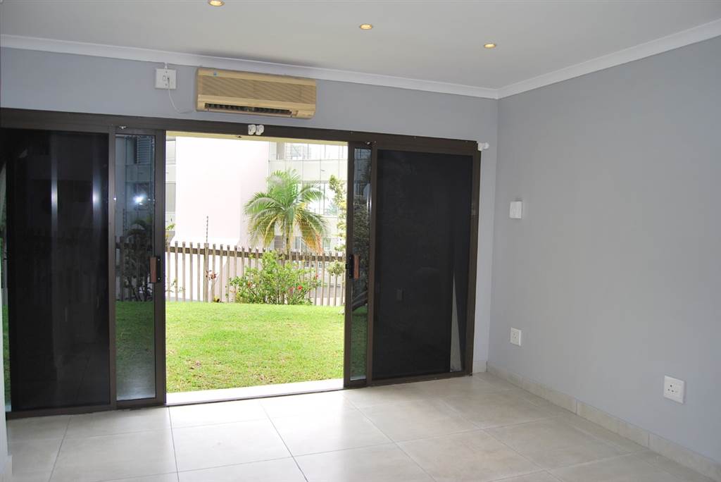 3 Bed Townhouse in Umhlanga Rocks photo number 10