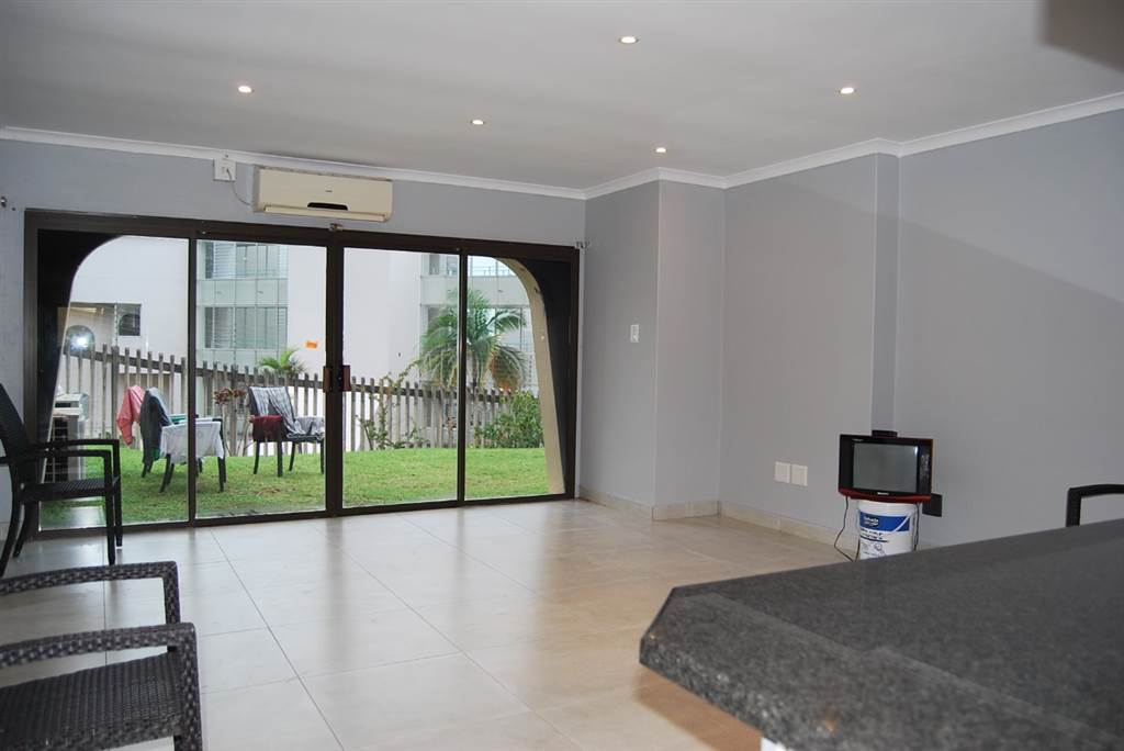 3 Bed Townhouse in Umhlanga Rocks photo number 5