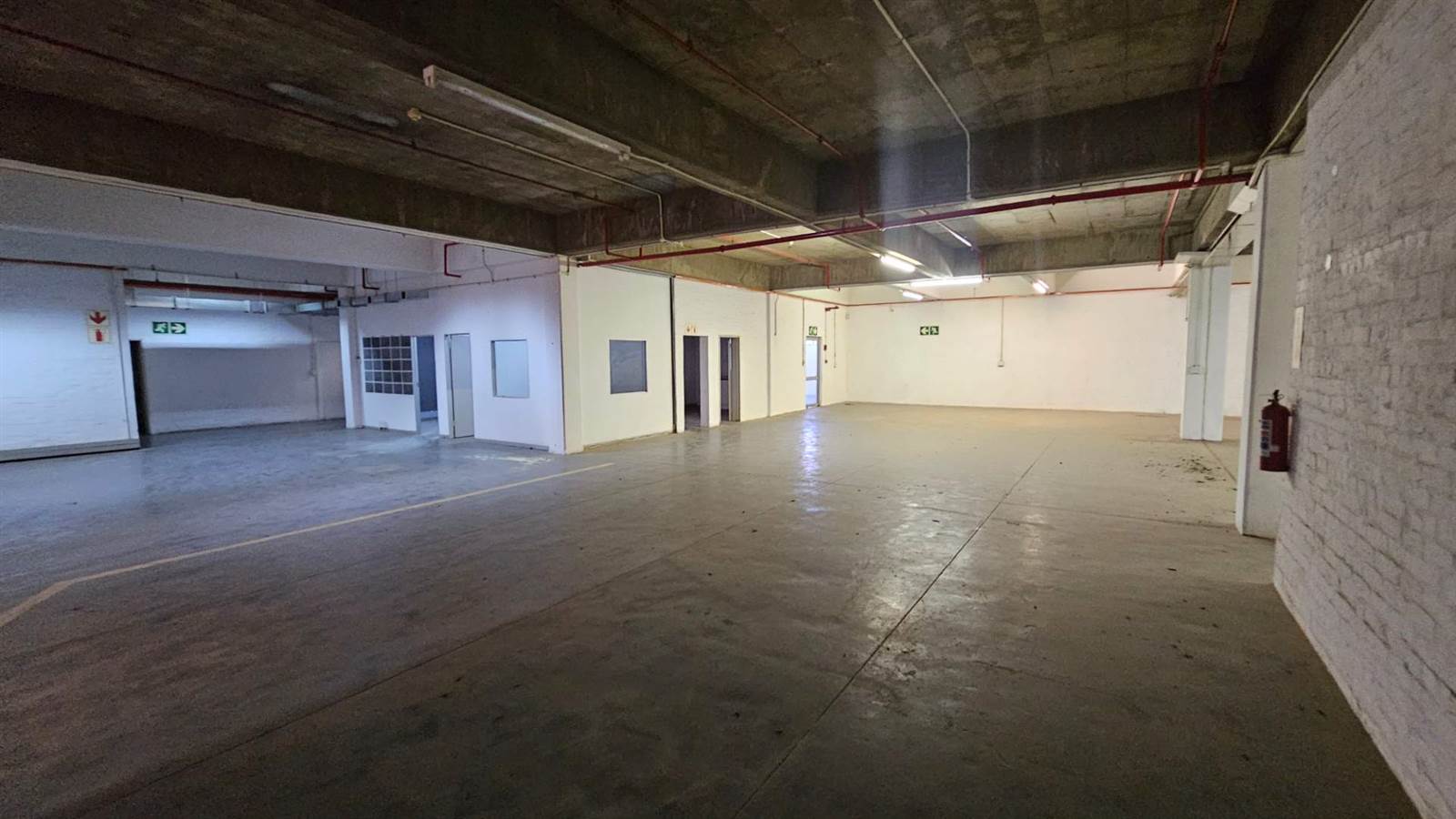 1373  m² Industrial space in Bellville Central photo number 11