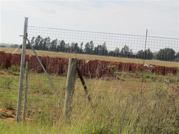 4 ha Smallholding 4 ha Smallholding