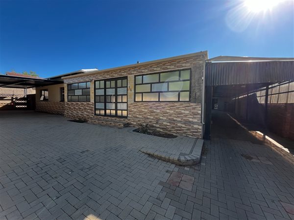 3 Bedroom House 3 Bedroom House