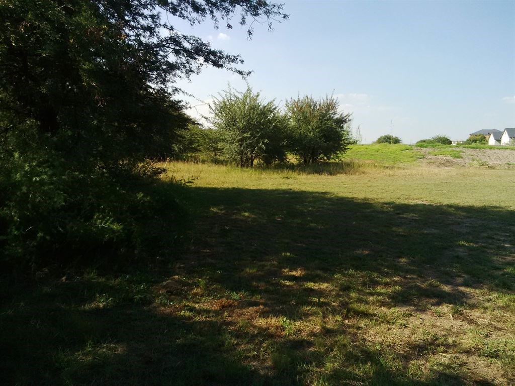 762 m² Land available in Parys Golf Estate photo number 3
